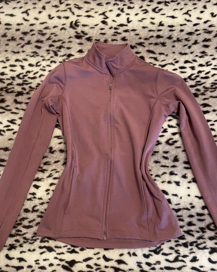 Preloved item